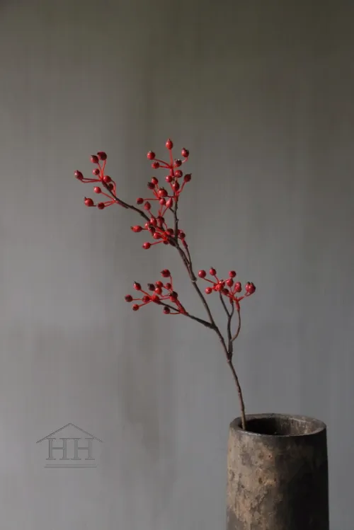 Rozenbottel kunsttak rood - 62cm
