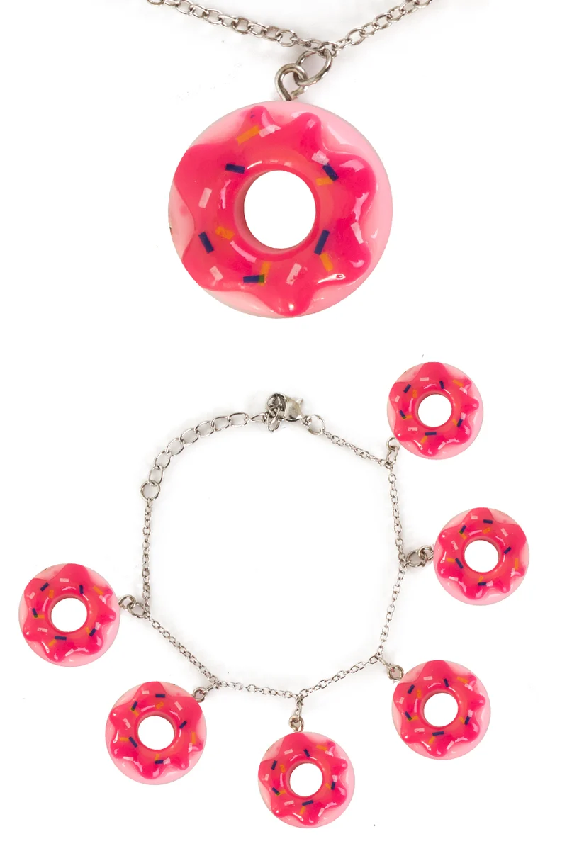 Armband donut roze met zeven bedels dames en meisjes