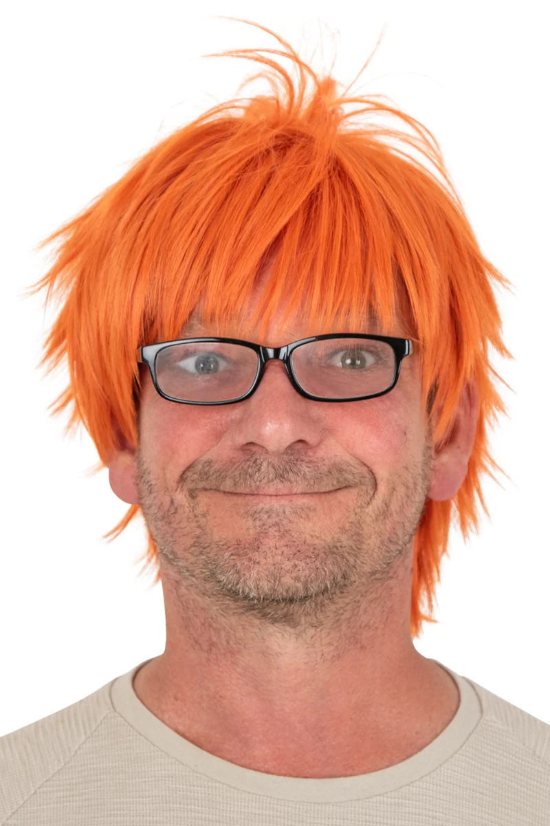 Pruik Pumi oranje kort model dames en heren