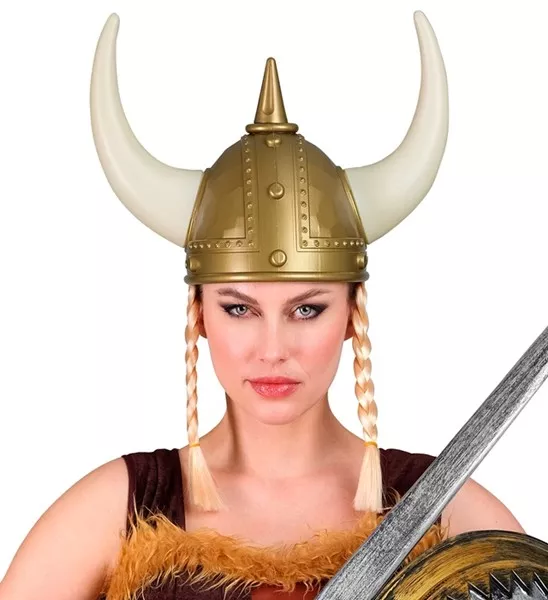 Viking helm gehamerd met vlechten Daan