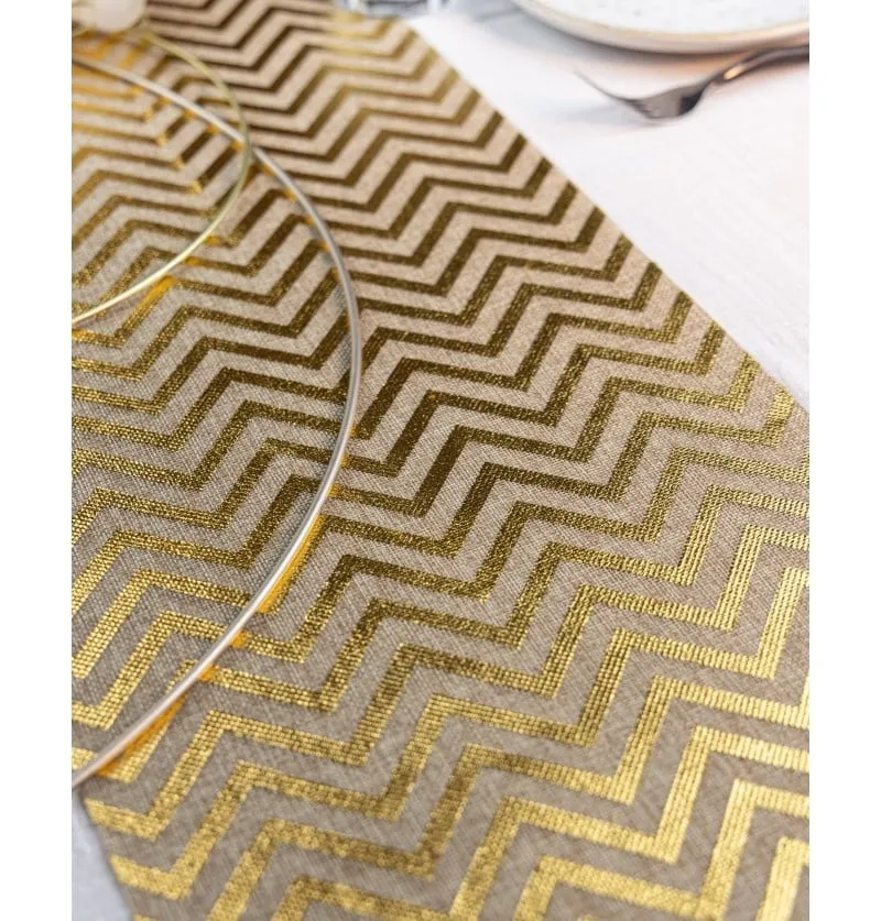 Gouden Jute Tafelloper met Visgraat patroon (28x500cm)