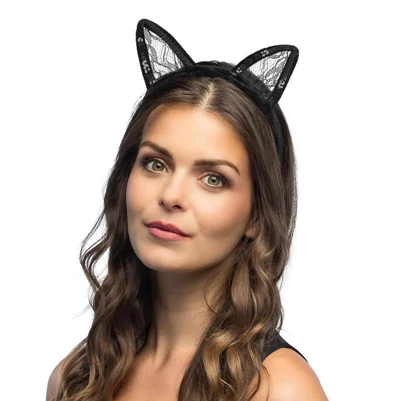 Diadeem Lacy cat