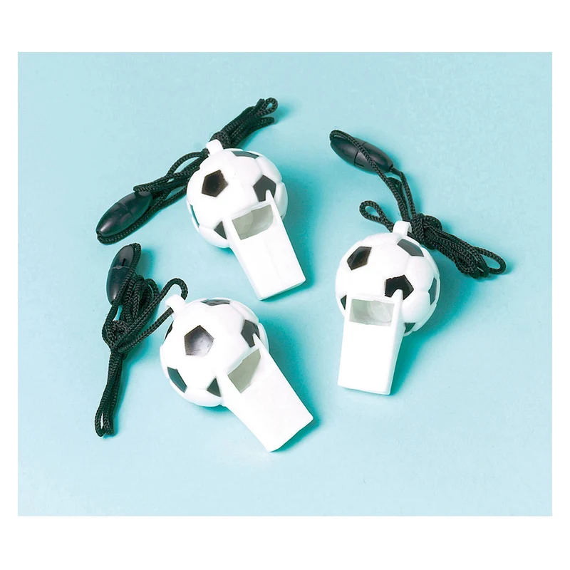 12 uitdeelcadeautjes voetbal fluitjes